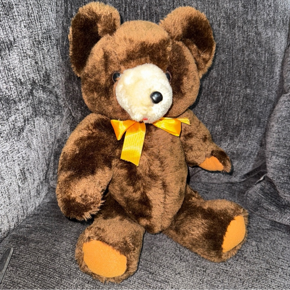 Dakin 16" VINTAGE KUDDLE TOY KUDDLES FULLY JOINTED TEDDY BEAR